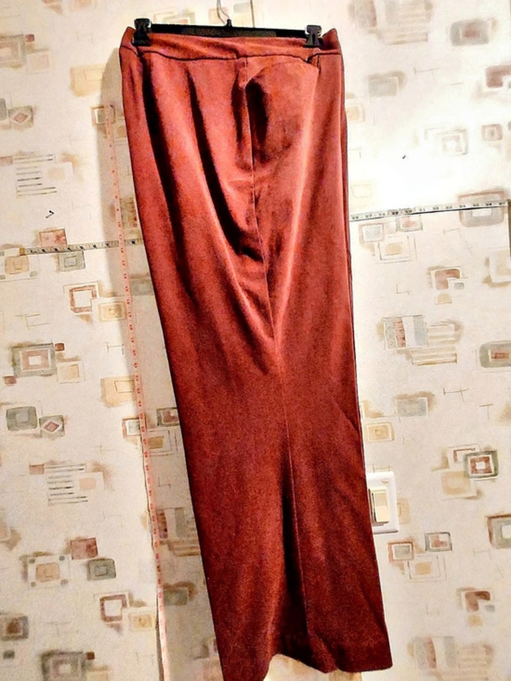 Lane Bryant Wide Leg Pants in Burgundy Size 28 Like New